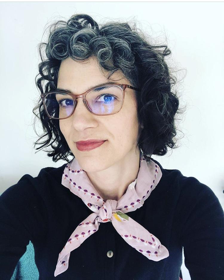 Jennifer Nellis Headshot