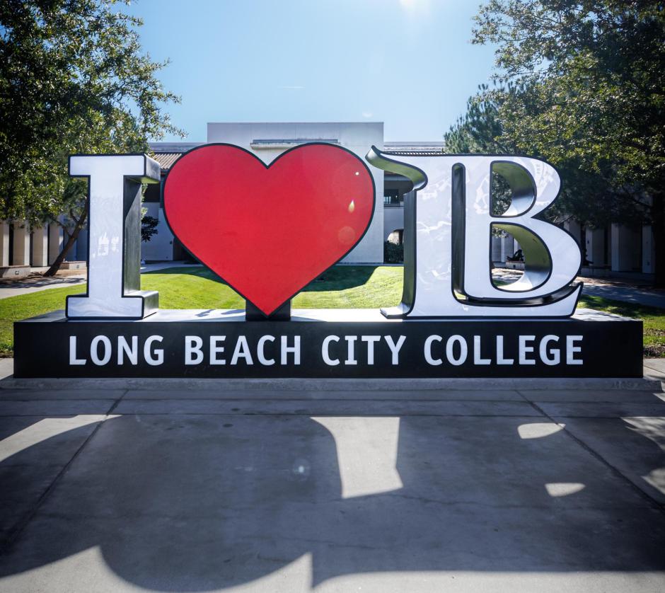 I ♥️ LB  signature landmarks at LAC 