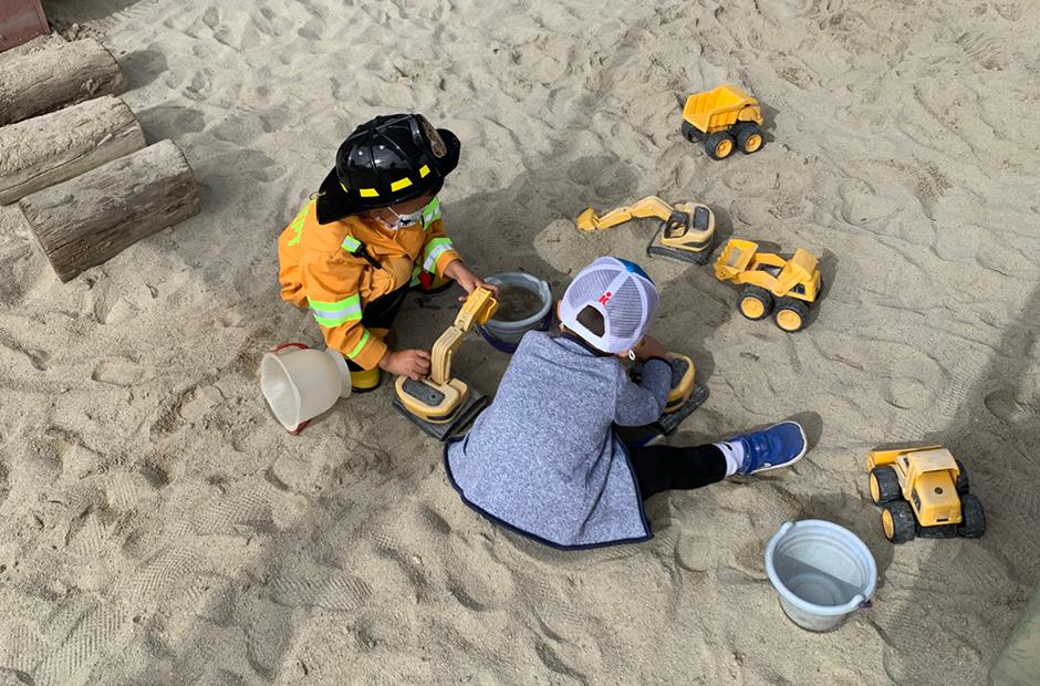 LBCC Child Development children playing in sandbox