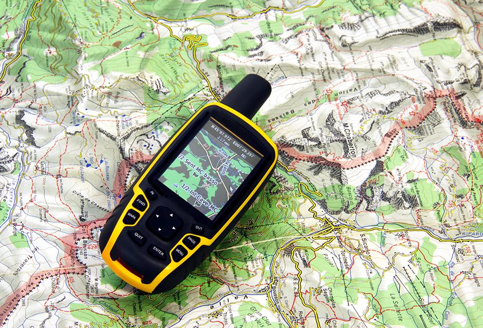 GPS receiver and map
